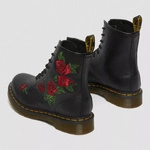 Dr. Martens жіночі черевики 1460 Vonda Floral з вишивкою чорні 24722001