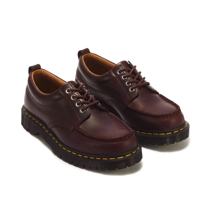 Dr. Martens Lowell 4 Eye Crazy Horse Leather Moc Toe Shoes DM43679001