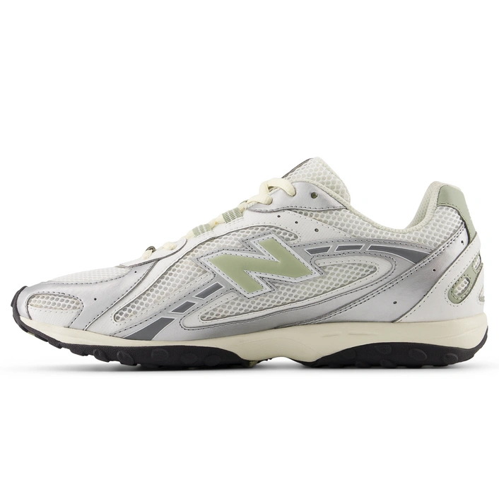 New Balance U204LSWB