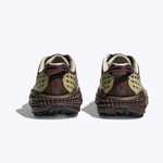 HOKA Speedgoat 2 унісекс кросівки Cast Iron / Oatgrass