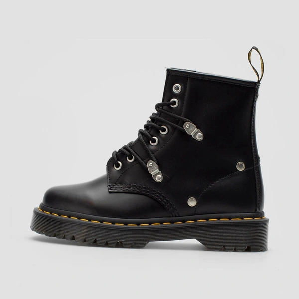 Dr. Martens жіночі черевики 1460 Bex Stud Fine Haircell із заклепками чорні 26959001