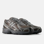 New Balance Кросівки 740 U7407YI