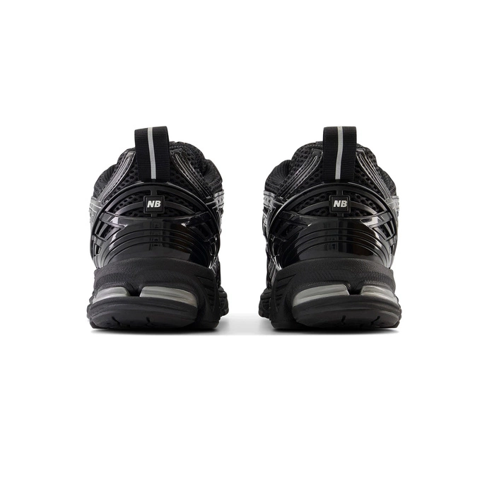 Кросівки New Balance 1906R M1906RCH чорні