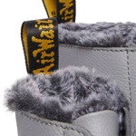 Dr. Martens утеплені черевики 1460 Serena Virginia світло-сірі 31301775
