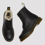 Dr. Martens жіночі утеплені черевики 1460 Serena чорні 21797001