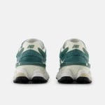 New Balance Кросівки 9060 U9060EEK
