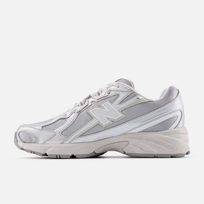 New Balance Кросівки 740 U7405I7