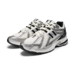 Кросівки New Balance 1906R M1906RER сріблясті