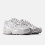 New Balance Кросівки 740 U7405I7