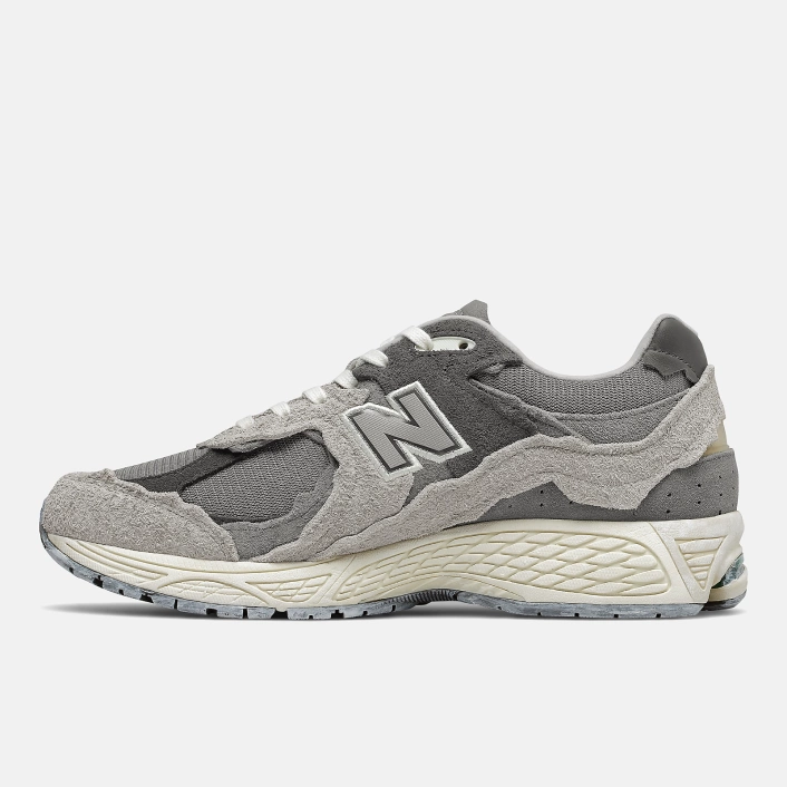 Кросівки New Balance 2002R M2002RDA сірі