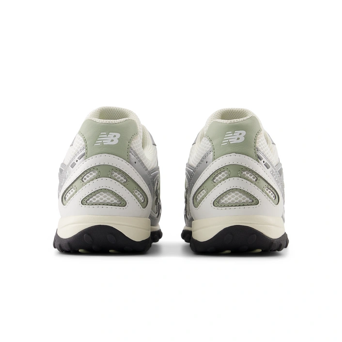 New Balance U204LSWB