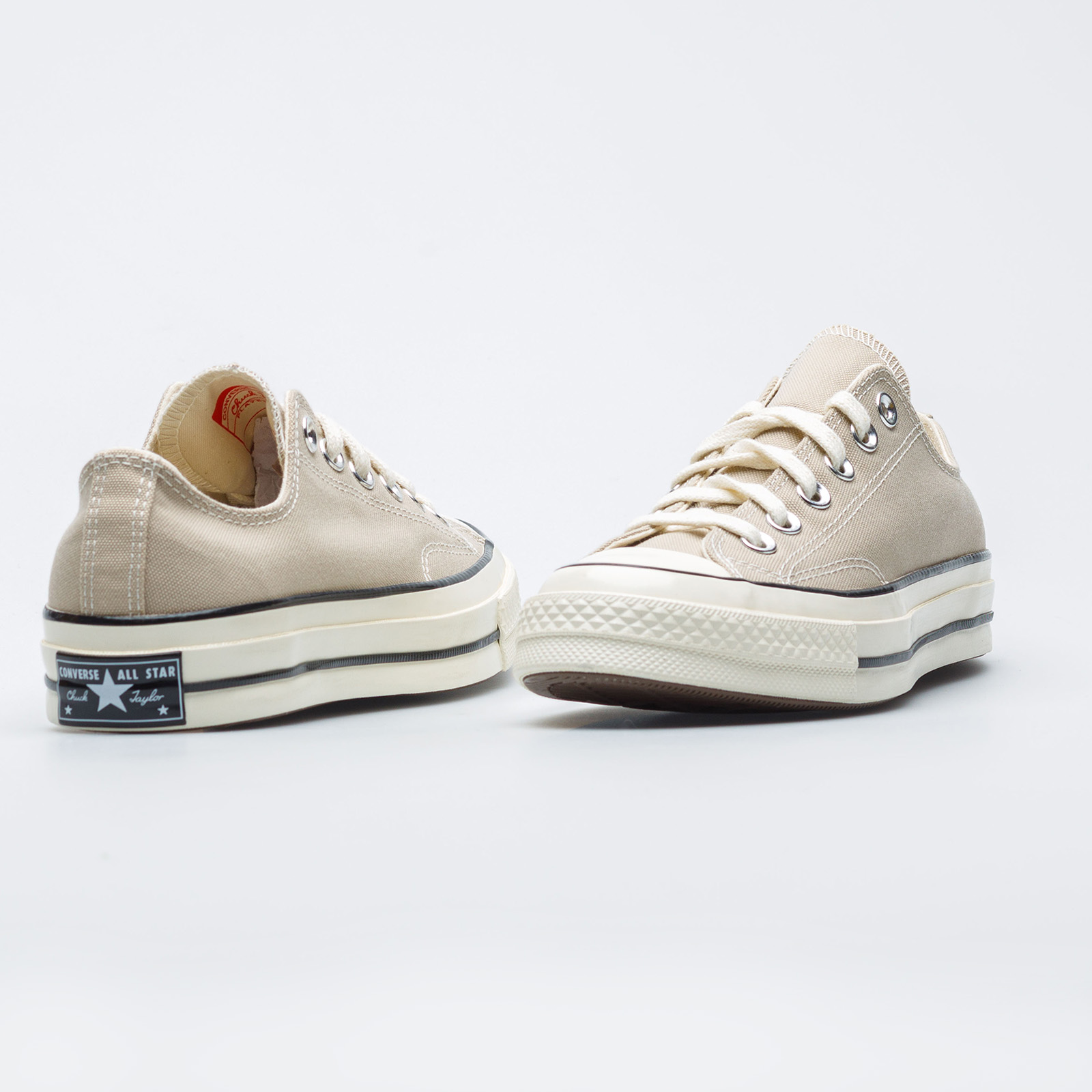 Converse on sale low canvas