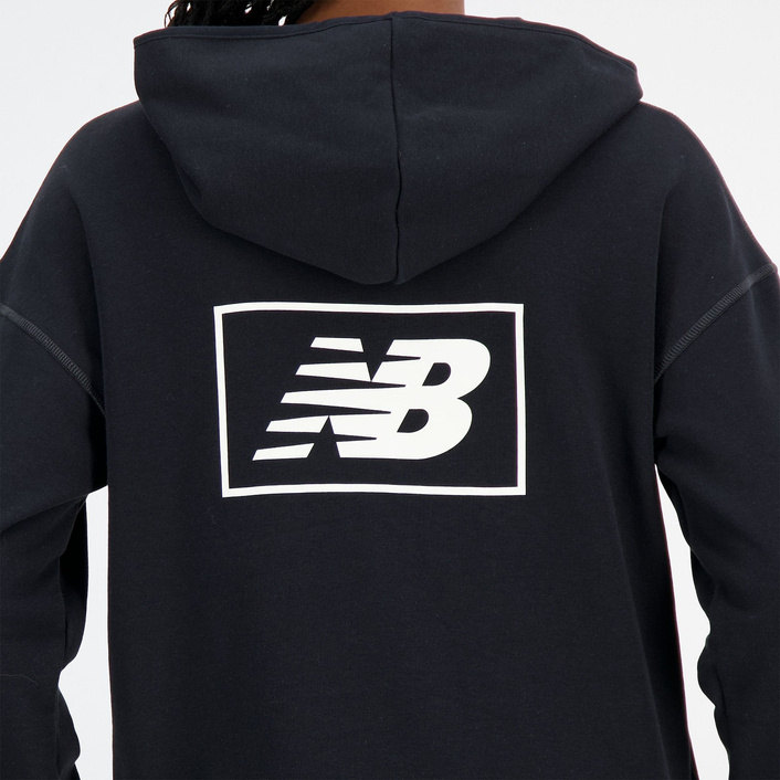 New Balance BLUZA ESSENTIALS FRENCH TERRY HOODIE WT33512BK