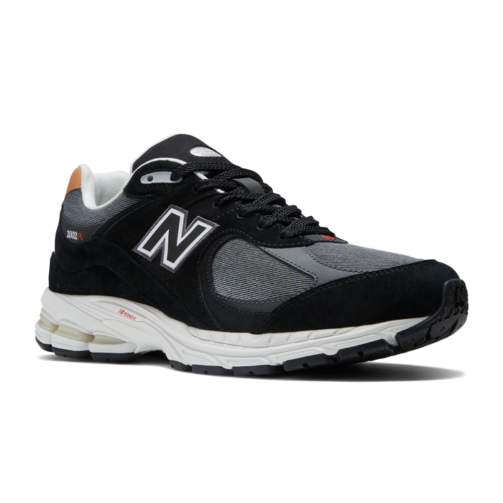 New Balance M2002REB