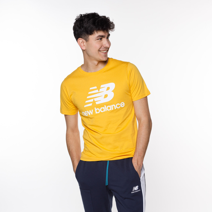 New Balance SS T-SHIRT ESSENTIALS STACKED LOGO YELLOW