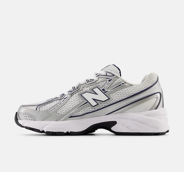 New Balance U740WN2